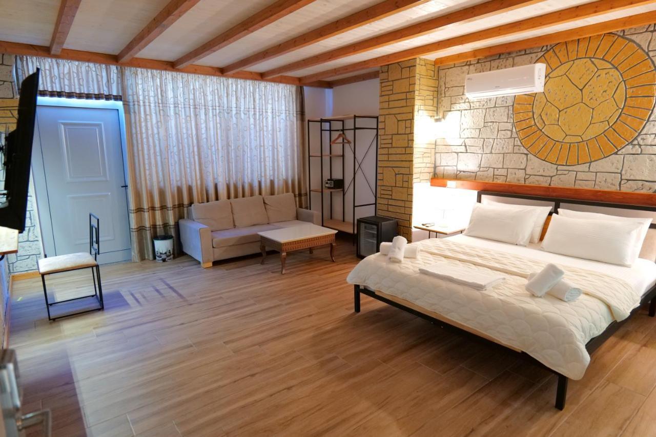 Oceanic Overview Suites Sarande Luaran gambar